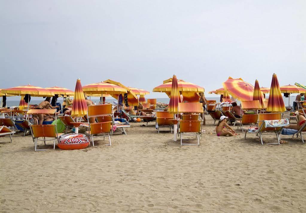 Hotel Berna Eraclea Mare Dış mekan fotoğraf